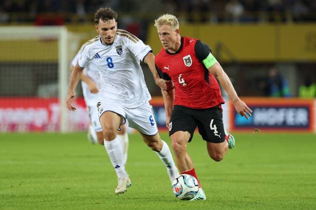27.09.2026 - SOCCER - 2026 27 UEFA NATIONS LEAGUE, League B - Group B3, Round 2, Austria vs Kosovo Valmir Matoshi (Kosovo) and Xaver Schlager (Austria) in duel Vienna Ernst-Happel-Stadion Vienna Austria Copyright: xYigitxOermexYigitxOermex