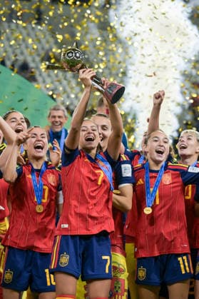 Spain v DPR Korea - FIFA U-20 Women s World Cup Final Spanish players celebrate winning the U20 World Cup after the final match against DRP Korea at Stadion Miejski in Lodz, Poland, on September 27, 2026. Lodz Poland  Copyright: xAndreaxxAmatox originalFilename:amato-fifau20w260927_npkAm.jpg