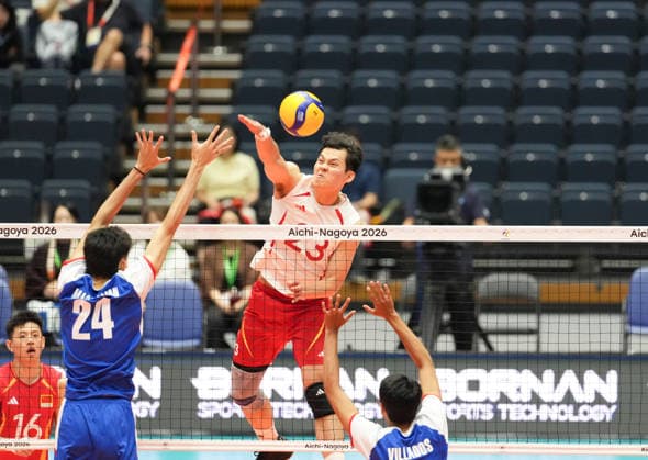 (260928) -- NAGOYA, Sept. 28, 2026 -- Wang Bin (C) of China spikes the ball during the preliminary round Pool D match of men s volleyball between China and the Philippines at the 20th Asian Games Aichi-Nagoya 2026 in Komaki, Aichi Prefecture, Japan, Sept. 28, 2026. ) (SP)JAPAN-NAGOYA-ASIAN GAMES-VOLLEYBALL-MEN S PRELIMINARY ROUND-CHN VS PHI ZhangxHaobo 