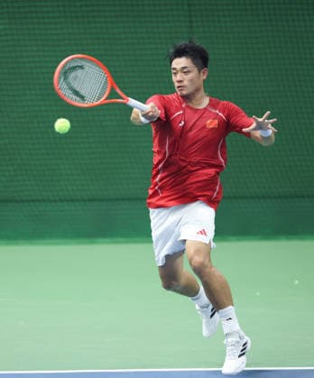 (260928) -- NAGOYA, Sept. 28, 2026 -- Wu Yibing of China competes during the tennis men s singles second round match against Ali Yazdani of Iran at the 20th Asian Games Aichi-Nagoya 2026 in Nagoya, Japan, Sept. 28, 2026. ) (SP)JAPAN-NAGOYA-ASIAN GAMES-TENNIS-MEN S SINGLES LongxLei 