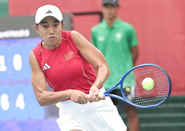 (260928) -- NAGOYA, Sept. 28, 2026 -- Zhang Shuai of China hits a return during the women s singles second round match of tennis against Meshkatolzahra Safi of Iran at the 20th Asian Games Aichi-Nagoya 2026 in Nagoya, Japan, Sept. 28, 2026. ) (SP)JAPAN-NAGOYA-ASIAN GAMES-TENNIS-WOMEN S SINGLES LongxLei 