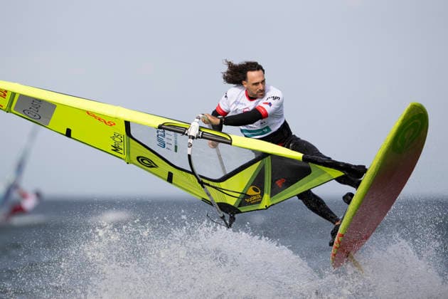 PWA - Citroen - World Windsurfing Tour Sylt 2026 - Tag 2 Freestyle Men - Slalom Men Training; Sylt Westerland, 27.09.2026 Nicolas Akgazciyan (Freestyle Men, France, F-400); PWA - Citroen - World Windsurfing Tour Sylt 2026 - Tag 2 Freestyle Men - Slalom Men Training am 27.09.2026 vor dem Brandenburger Strand - Motorboot auf Sylt Westerland (Deutschland). Copyright: xBEAUTIFULxSPORTS AndreasxDickx