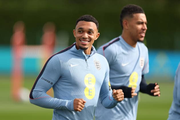 England MD-1 Training, Nations League Trent Alexander-Arnold of England smiles during the England MD-1 training session ahead of the 2026 27 UEFA Nations League Group A3 match vs Czech Republic at Tottenham Hotspur Training Ground, Enfield, England on 28 September 2026 Credit: Tiego Grenho Every Second Media Editorial use only. All images are copyright Every Second Media Limited. No images may be reproduced without prior permission. Copyright: xIMAGO EveryxSecondxMediax ESM-2191-0012 TiegoxGrenhox xEveryxSecondxMediax