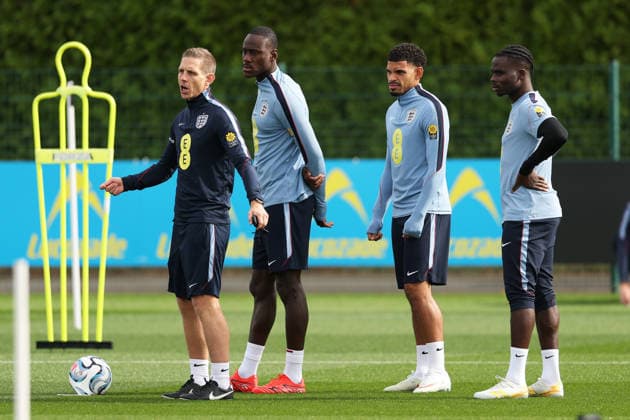England MD-1 Training, Nations League Trevoh Chalobah, Morgan Gibbs-White and Bukayo Saka of England during the England MD-1 training session ahead of the 2026 27 UEFA Nations League Group A3 match vs Czech Republic at Tottenham Hotspur Training Ground, Enfield, England on 28 September 2026 Credit: Tiego Grenho Every Second Media Editorial use only. All images are copyright Every Second Media Limited. No images may be reproduced without prior permission. Copyright: xIMAGO EveryxSecondxMediax ESM-2191-0019 TiegoxGrenhox xEveryxSecondxMediax