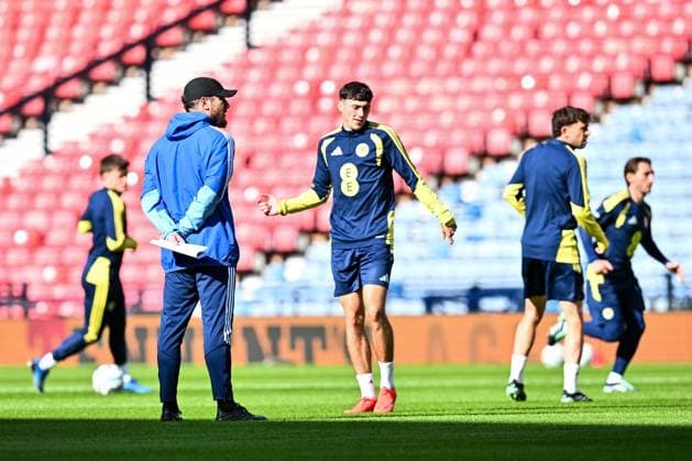 Scotland Manager SÃ bastien Pocognoli takes part in a training session ahead of the UEFA Nations League League B, Group E match between Scotland and Switzerland at Barclay s Hampden on Monday 28th September 2026. Scotland Team Training and press conference, PK, Pressekonferenz Football, Barclays Hampden Stadium, Glasgow, Scotland, UK - 28 Sep 2026Glasgow Barclays Hampden Scotland United Kingdom  Copyright: xAndyxBuchanan Shutterstockx 17173296r