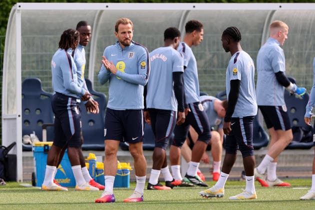 Harry Kane of England during their training a session at Tottenham Hotspur Training Ground, Enfield. Picture date: 28th September 2026. Picture credit should read: David Klein Sportimage EDITORIAL USE ONLY. No use with unauthorised audio, video, data, fixture lists, club league logos or live services. Online in-match use limited to 120 images, no video emulation. No use in betting, games or single club league player publications. SPI_023_DK_England_Training SPI-5048-0023