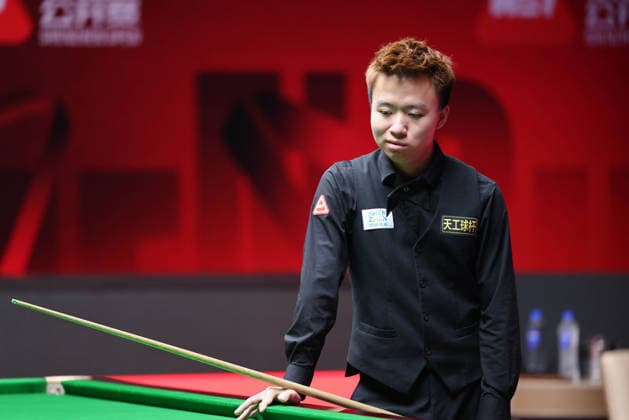 (260928) -- SHENZHEN, Sept. 28, 2026 -- Jiang Jun looks on during the round 2 match between Ronnie O Sullivan of England and Jiang Jun of China at World Snooker Tour Shenzhen Open 2026 in Shenzhen, south China s Guangdong Province, Sept. 28, 2026. ) (SP)CHINA-SNOOKER-SHENZHEN OPEN (CN) LiangxXu 