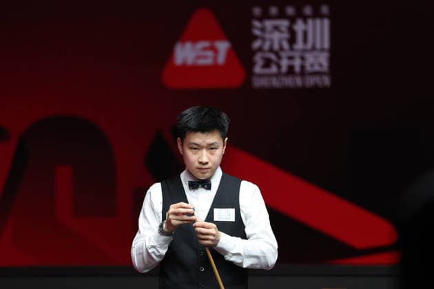 (260928) -- SHENZHEN, Sept. 28, 2026 -- Zhao Xintong reacts during the round 2 match between Scott Donaldson of Scotland and Zhao Xintong of China at World Snooker Tour Shenzhen Open 2026 in Shenzhen, south China s Guangdong Province, Sept. 28, 2026. ) (SP)CHINA-SNOOKER-SHENZHEN OPEN (CN) LiangxXu 