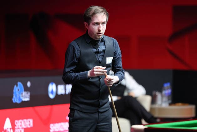 (260928) -- SHENZHEN, Sept. 28, 2026 -- Scott Donaldson reacts during the round 2 match between Scott Donaldson of Scotland and Zhao Xintong of China at World Snooker Tour Shenzhen Open 2026 in Shenzhen, south China s Guangdong Province, Sept. 28, 2026. ) (SP)CHINA-SNOOKER-SHENZHEN OPEN (CN) LiangxXu 