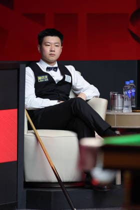 (260928) -- SHENZHEN, Sept. 28, 2026 -- Zhao Xintong reacts during the round 2 match between Scott Donaldson of Scotland and Zhao Xintong of China at World Snooker Tour Shenzhen Open 2026 in Shenzhen, south China s Guangdong Province, Sept. 28, 2026. ) (SP)CHINA-SNOOKER-SHENZHEN OPEN (CN) LiangxXu 