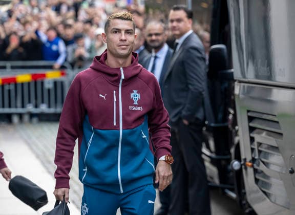 MALMO 2026-09-28 Cristiano Ronaldo and the rest of the Portugal national football team outside leave there hotel in Malmo, Sweden, on Sept. 28, 2026, for a training session. Portugal will face Denmark in the Nations League in Copenhagen on Thursday, but are based in Malmö. MALMÖ SWEDEN x50090x
