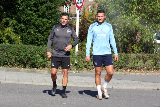 28.09.2026, DEU GER, Fussball , 2.Fussballbundesliga, Saison 2026 2027, Sportforum, Hertha BSC, Training Cheftrainer Stefan Leitl ( Hertha BSC Berlin ), Paul Seguin ( Hertha BSC Berlin 30 ) 2. Liga: DFB DFL regulations prohibit any use of photographs as image sequences and or quasi-video) nordphoto GmbH Engler Berlin Sportforum Berlin Deutschland Copyright: xNordphotox xEnglerx