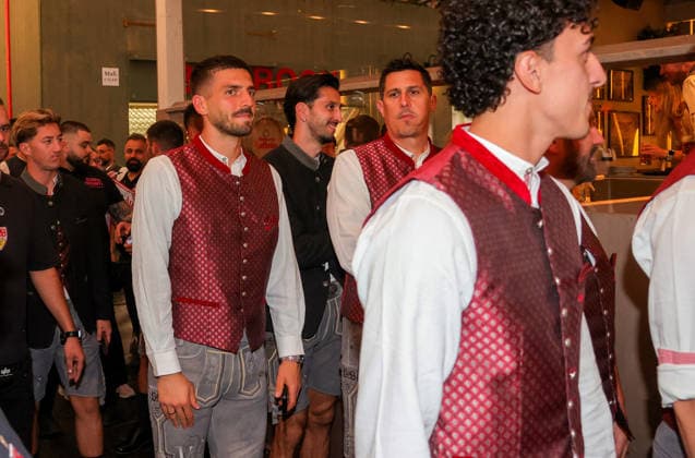 28.09.2026, Deutschland, Stuttgart, Fußball Bundesliga, VfB Stuttgart auf dem Cannstatter Volksfest, Wasen, Fabian Bredlow