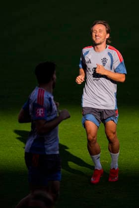 September 28, 2026, Sevilla, Sevilla, Spain: Luka Modric of Croatia during training session the UEFA Nations League 2026 27 group phase football match played between Spain and Croatia at Ramon Sanchez-Pizjuan stadium on September 28, 2026, in Sevilla, Spain. Croatia Training Session - UEFA Nations League 2026 27  - ZUMAa181 20260928_zaa_a181_025 Copyright: xJoaquoÂ­NxCorcherox