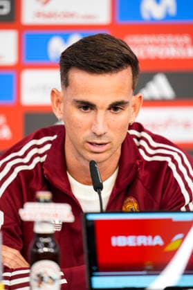 September 28, 2026, Sevilla, Sevilla, Spain: Fabian Ruiz of Spain attends his press conference, PK, Pressekonferenz before the UEFA Nations League 2026 27 group phase football match played between Spain and Croatia at Ramon Sanchez-Pizjuan stadium on September 28, 2026, in Sevilla, Spain. Sevilla Spain - ZUMAa181 20260928_zaa_a181_082 Copyright: xJoaquoÂ­NxCorcherox