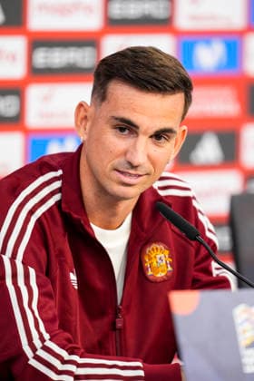 September 28, 2026, Sevilla, Sevilla, Spain: Fabian Ruiz of Spain attends his press conference, PK, Pressekonferenz before the UEFA Nations League 2026 27 group phase football match played between Spain and Croatia at Ramon Sanchez-Pizjuan stadium on September 28, 2026, in Sevilla, Spain. Sevilla Spain - ZUMAa181 20260928_zaa_a181_085 Copyright: xJoaquoÂ­NxCorcherox