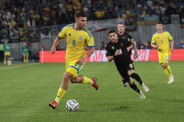 Matvii Ponomarenko of Ukraine runs with the ball during the UEFA Nations League match between Georgia and Ukraine at the The Boris Paitchadze Dinamo Arena in Tbilisi, Georgia, on September 28, 2026. Tbilisi Dinamo Arena named after Boris Paichadze, Akaki Tsereteli Avenue, Didube, Tbilisi, 0154, Georgia Georgia Copyright: xArturxStabulnieksx 1J7A0588