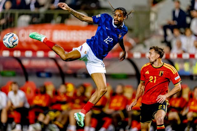 BRUSSEL - Frankrijk forward Bradley Barcola and Belgie defender Timothy Castagne during the UEFA Nations League match between Belgie and Frankrijk at Koning Boudewijn Stadion on 28 September 2026 in Brussel, Belgie. (Photo by DeFodi Images) -