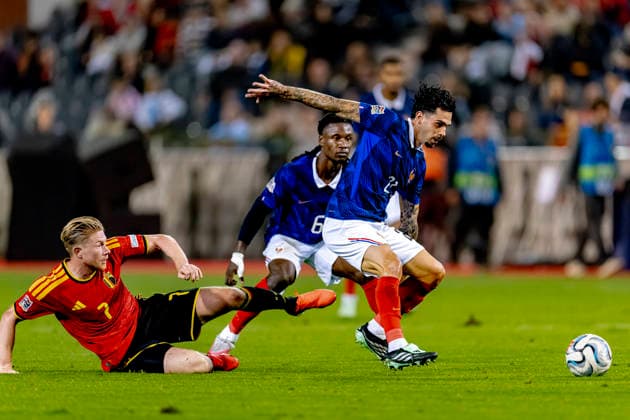BRUSSEL - BelgiÃ« midfielder Kevin De Bruyne, Frankrijk midfielder Lucas Da Cunha during the UEFA Nations League match between Belgie and Frankrijk at Koning Boudewijn Stadion on 28 September 2026 in Brussel, Belgie. (Photo by DeFodi Images) -