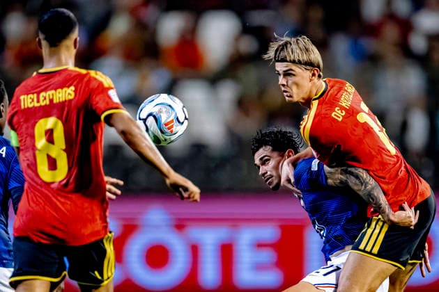 BRUSSEL - Frankrijk midfielder Lucas Da Cunha, BelgiÃ« forward Charles De Ketelaere during the UEFA Nations League match between Belgie and Frankrijk at Koning Boudewijn Stadion on 28 september 2026 in Brussel, Belgie. (Photo by DeFodi Images) -