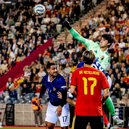 BRUSSEL - BelgiÃ« goalkeeper Senne Lammens during the UEFA Nations League match between Belgie and Frankrijk at Koning Boudewijn Stadion on 28 September 2026 in Brussel, Belgie. (Photo by DeFodi Images) -