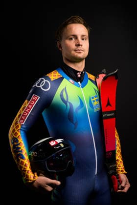 260928 Felix MonsÃ n of the Swedish national alpine skiing team poses for a portrait on September 28, 2026 in Stockholm. Photo: Joel Marklund BILDBYRAN kod JM JM0856 bbeng alpint alpine skiing sverige sweden porträtt portrait Copyright: JOELxMARKLUND BB260928JM155