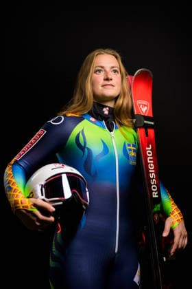 260928 Hanna Aronsson Elfman of the Swedish national alpine skiing team poses for a portrait on September 28, 2026 in Stockholm. Photo: Joel Marklund BILDBYRAN kod JM JM0856 bbeng alpint alpine skiing sverige sweden porträtt portrait dam Copyright: JOELxMARKLUND BB260928JM167