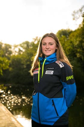 260928 Hanna Aronsson Elfman of the Swedish national alpine skiing team poses for a portrait on September 28, 2026 in Stockholm. Photo: Joel Marklund BILDBYRAN kod JM JM0856 bbeng alpint alpine skiing sverige sweden porträtt portrait dam Copyright: JOELxMARKLUND BB260928JM209