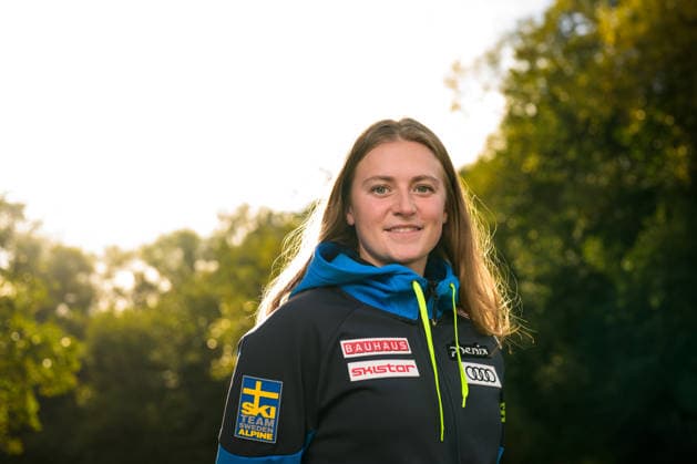 260928 Hanna Aronsson Elfman of the Swedish national alpine skiing team poses for a portrait on September 28, 2026 in Stockholm. Photo: Joel Marklund BILDBYRAN kod JM JM0856 bbeng alpint alpine skiing sverige sweden porträtt portrait dam Copyright: JOELxMARKLUND BB260928JM213