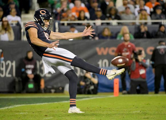 Chicago Bears punter Tory Taylor (19) punts the ball in the third quarter against the Philadelphia Eagles at Soldier Field in Chicago on Monday, September 28, 2026. Bears defeated the Eagles 27-7.  CHI20260928114 MARKxBLACK