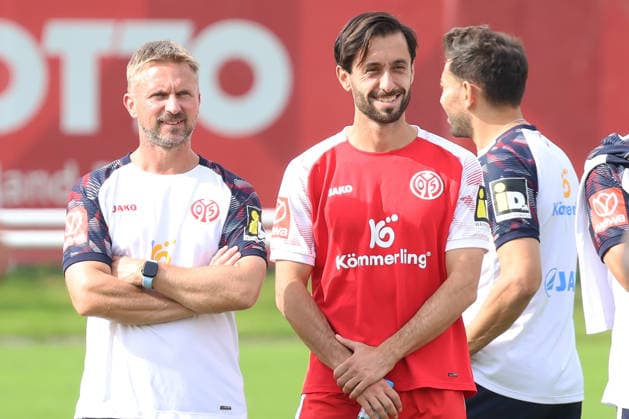 BENJAMIN HOFFMANN, YUNUS MALLI, NEJMEDDIN DAGHFOUS TRAINING 1. FSV MAINZ 05 MAINZ