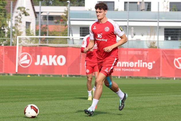 ERIC MARTELL TRAINING 1. FSV MAINZ 05 MAINZ