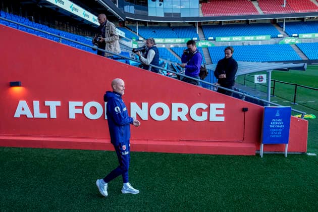 The national team trains at Ullevaal, Oslo, September 29, 2026. Norway’s national team coach, Stale Solbakken, and the rest of the team train at Ullevaal Stadium in preparation for Thursday’s international soccer match between Wales and Norway in the Nations League. Photo: Beate Oma Dahle, NTB, Oslo, Norway. EDITORIAL USE ONLY: RESTRICTED USE FOR BETTING COMPANIES  Copyright: xBeatexOmaxDahlex xNTBx