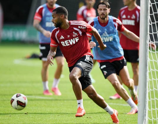 29.09.2026, xophax, Fussball 1.Bundesliga, 1.FC Koeln Training in der Länderspiepause. Linton Maina , links und Imad Rondic , rechts (beide 1.FC Köln ) Koeln