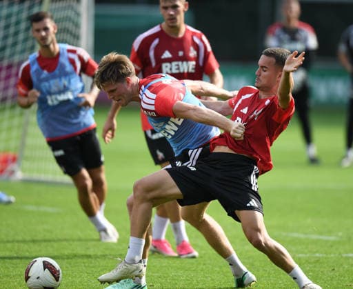 29.09.2026, xophax, Fussball 1.Bundesliga, 1.FC Koeln Training in der Länderspiepause. Marius Bülter , links und Etienne Borie , rechts (beide 1.FC Köln ) Koeln