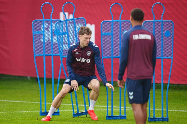 Denmark Nations League Andreas Skov Olsen and Nikolas Nartey during training at the national football team s gathering in Helsingoer on Tuesday, September 29, 2026. Denmark will play a Nations League match on Thursday at Parken against Portugal. (Photo: Liselotte Sabroe Ritzau Scanpix) , Copenhagen Denmark Copyright: Ritzau Scanpix LiselottexSabroex spdk20260929-120009-L