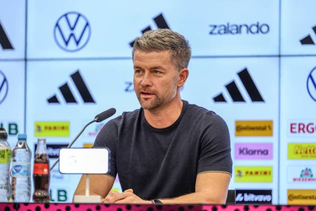 GER, Frankfurt, Pressekonferenz mit Nia Künzer, Christian Wück und Michael Urbansky, hybride Medienrunde, DFB, Start WM-Saison, Deutsche Nationalmannschaft, DFB Campus im Bild: Michael Urbansky (Bundestrainer Deutschland U23, Deutsche Nationalmannschaft), DFB Pressekonferenz, PK zum Start der WM Saison der Deutschen Nationalmannschaft der Frauen und der U23 am DFB Campus DFB DFL REGULATIONS PROHIBIT ANY USE OF PHOTOGRAPHS AS IMAGE SEQUENCES AND OR QUASI-VIDEO, 29.09.2026 Copyright: HMBxMedia HendrikxHamelau
