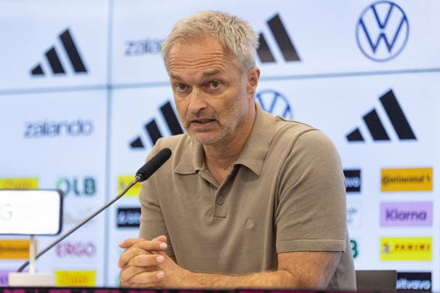 DFB Frauen und U23 Frauen Pressekonferenz, 29.09.2026 Christian Wück (Bundestrainer Deutsche Frauen Nationalmannschaft), DFB Frauen und U23 Frauen Pressekonferenz, Frankfurt, DFB Campus, 29.9.2026 Copyright: xBEAUTIFULxSPORTS Gawlikx