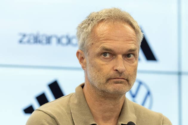 Nominierungs-PK Frauennationalmannschaft Bundestrainer Christian Wück spricht während der Pressekonferenz. Pressekonferenz auf dem DFB-Campus in Frankfurt am Main am 29. September 2026., Frankfurt am Main Hessen Deutschland DFB-Campus