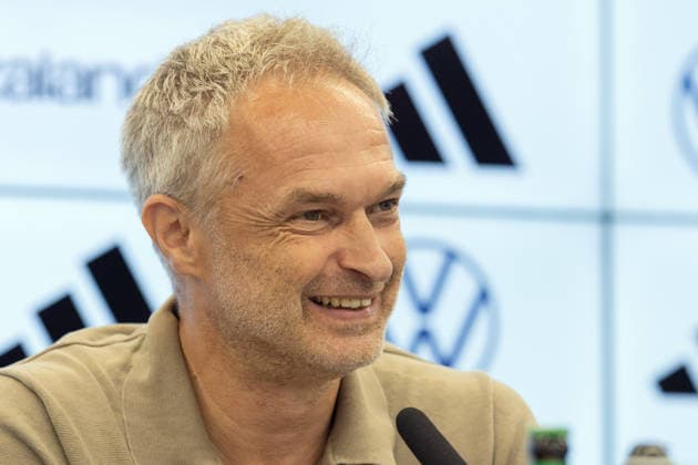 Nominierungs-PK Frauennationalmannschaft Bundestrainer Christian Wück spricht während der Pressekonferenz. Pressekonferenz auf dem DFB-Campus in Frankfurt am Main am 29. September 2026., Frankfurt am Main Hessen Deutschland DFB-Campus