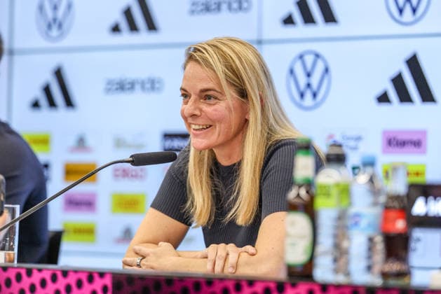 GER, Frankfurt, Pressekonferenz mit Nia Künzer, Christian Wück und Michael Urbansky, hybride Medienrunde, DFB, Start WM-Saison, Deutsche Nationalmannschaft, DFB Campus im Bild: Nia Künzer (DFB-Sportdirektorin Frauenfußball), DFB Pressekonferenz, PK zum Start der WM Saison der Deutschen Nationalmannschaft der Frauen und der U23 am DFB Campus DFB DFL REGULATIONS PROHIBIT ANY USE OF PHOTOGRAPHS AS IMAGE SEQUENCES AND OR QUASI-VIDEO, 29.09.2026 Copyright: HMBxMedia HendrikxHamelau