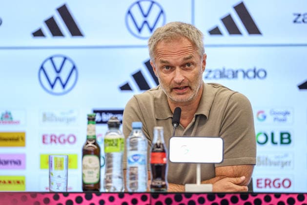 GER, Frankfurt, Pressekonferenz mit Nia Künzer, Christian Wück und Michael Urbansky, hybride Medienrunde, DFB, Start WM-Saison, Deutsche Nationalmannschaft, DFB Campus im Bild: Christian Wück (Bundestrainer Deutschland, Deutsche Nationalmannschaft), DFB Pressekonferenz, PK zum Start der WM Saison der Deutschen Nationalmannschaft der Frauen und der U23 am DFB Campus DFB DFL REGULATIONS PROHIBIT ANY USE OF PHOTOGRAPHS AS IMAGE SEQUENCES AND OR QUASI-VIDEO, 29.09.2026 Copyright: HMBxMedia HendrikxHamelau