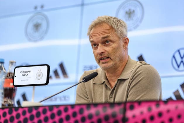 GER, Frankfurt, Pressekonferenz mit Nia Künzer, Christian Wück und Michael Urbansky, hybride Medienrunde, DFB, Start WM-Saison, Deutsche Nationalmannschaft, DFB Campus im Bild: Christian Wück (Bundestrainer Deutschland, Deutsche Nationalmannschaft), DFB Pressekonferenz, PK zum Start der WM Saison der Deutschen Nationalmannschaft der Frauen und der U23 am DFB Campus DFB DFL REGULATIONS PROHIBIT ANY USE OF PHOTOGRAPHS AS IMAGE SEQUENCES AND OR QUASI-VIDEO, 29.09.2026 Copyright: HMBxMedia HendrikxHamelau