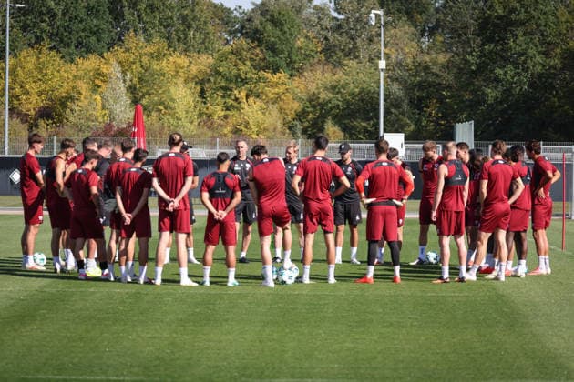 3. Liga - Saison 2026 27 - 1. Trainingseinheit mit Achim Beierlorzer - Cheftrainer Achim Beierlorzer (FCI) - Co-Trainer Markus Feldhoff (FCI) - Foto: Meyer Jürgen 3. Liga - Saison 2026 27 - 1. Trainingseinheit mit Achim Beierlorzer