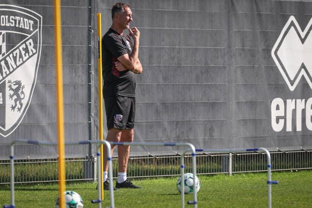 3. Liga - Saison 2026 27 - 1. Trainingseinheit mit Achim Beierlorzer - Cheftrainer Achim Beierlorzer (FCI) - Foto: Meyer Jürgen 3. Liga - Saison 2026 27 - 1. Trainingseinheit mit Achim Beierlorzer