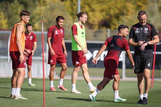 3. Liga - Saison 2026 27 - 1. Trainingseinheit mit Achim Beierlorzer - Cheftrainer Achim Beierlorzer (FCI) - XXXXX - Foto: Meyer Jürgen 3. Liga - Saison 2026 27 - 1. Trainingseinheit mit Achim Beierlorzer