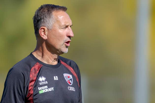 Ingolstadt, Deutschland 29. September 2026: 3. Liga - 2026 2027 - FC Ingolstadt 04 - Training Im Bild: Trainer Achim Beierlorzer (FCI) Trainingsgelände Audi Sportpark Bayern Copyright: xFotostandx xSchäferx