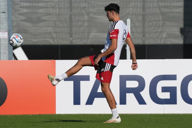 Aleksandar Pavlovic (Deutschland Germany) - Herzo Base 29.09.2026: Deutsche Nationalmannschaft Nations League Vorbereitung, Home Ground, HerzoBase, World of Adidas, Herzogenaurach