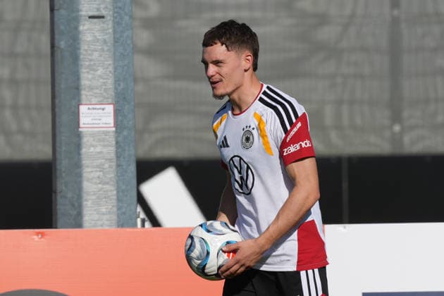 Florian Wirtz (Deutschland Germany) hat Spaß - Herzo Base 29.09.2026: Deutsche Nationalmannschaft Nations League Vorbereitung, Home Ground, HerzoBase, World of Adidas, Herzogenaurach