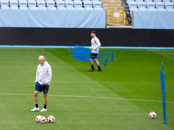 MALMÖ 2026-09-29 national team, Nationalteam captain Jorge Jesus as the Portugal national football team trains at Eleda Stadium in Malmö on Tuesday evening. Portugal will face Denmark in the Nations League in Copenhagen on Thursday, but is based in Malmö. MALMÖ SWEDEN x50090x